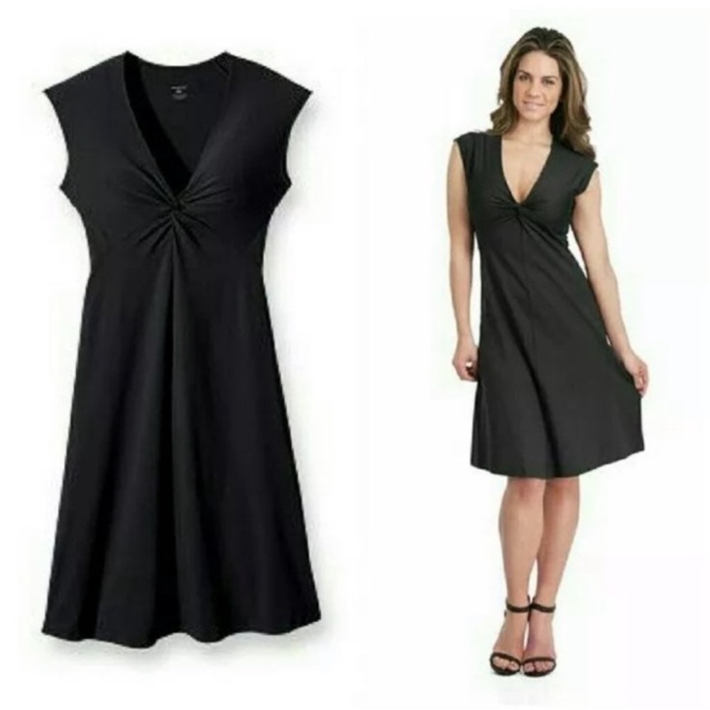 Lovely Patagonia Bandha twist-front dress